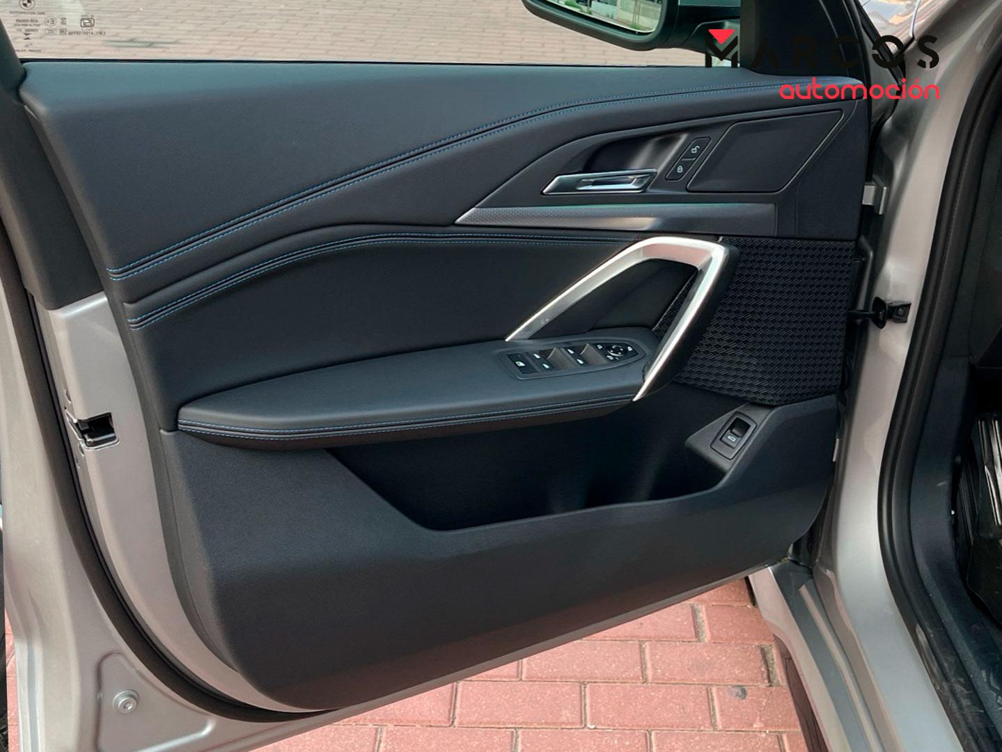 Foto BMW iX1 11