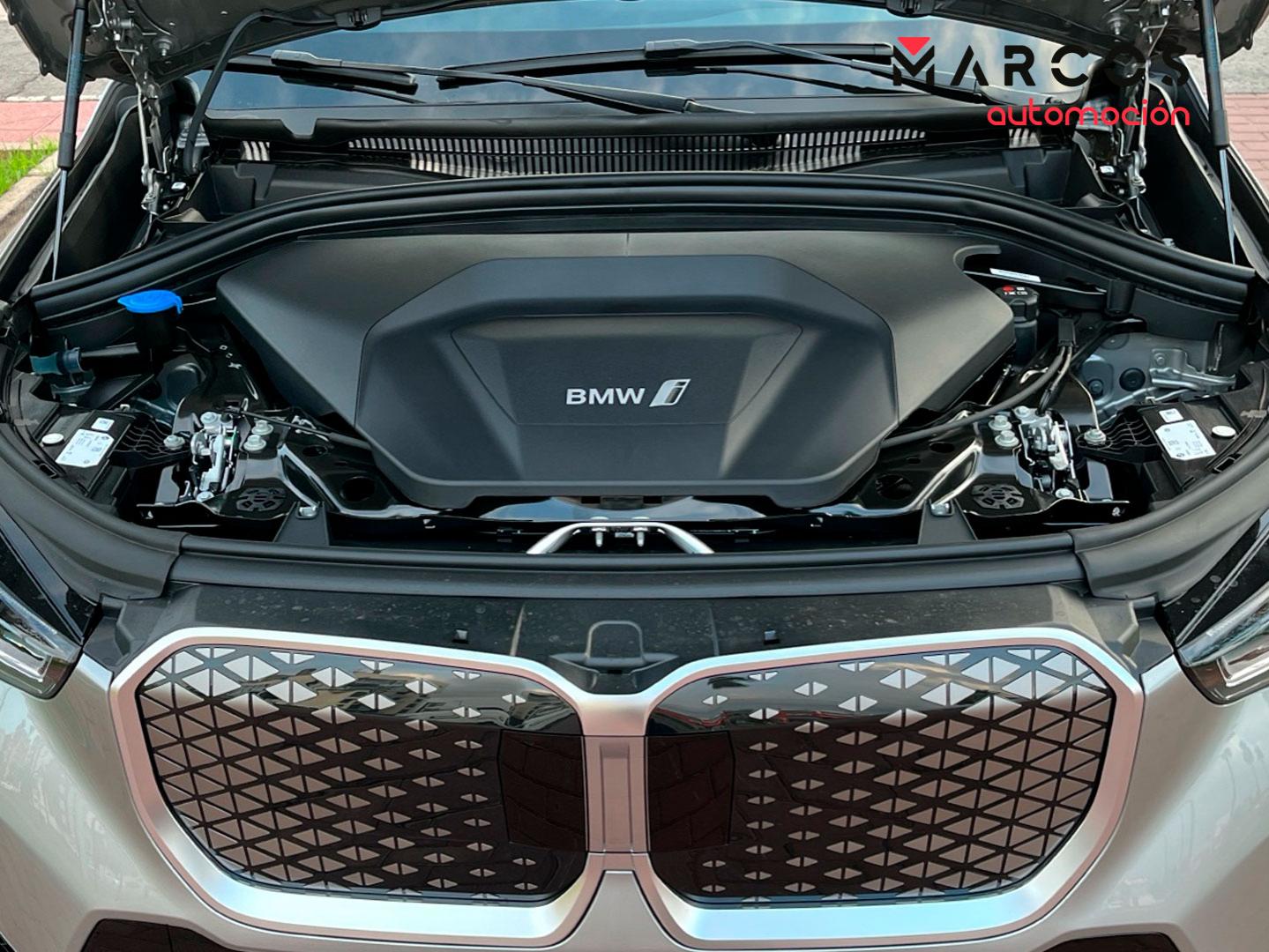 Foto BMW iX1 17