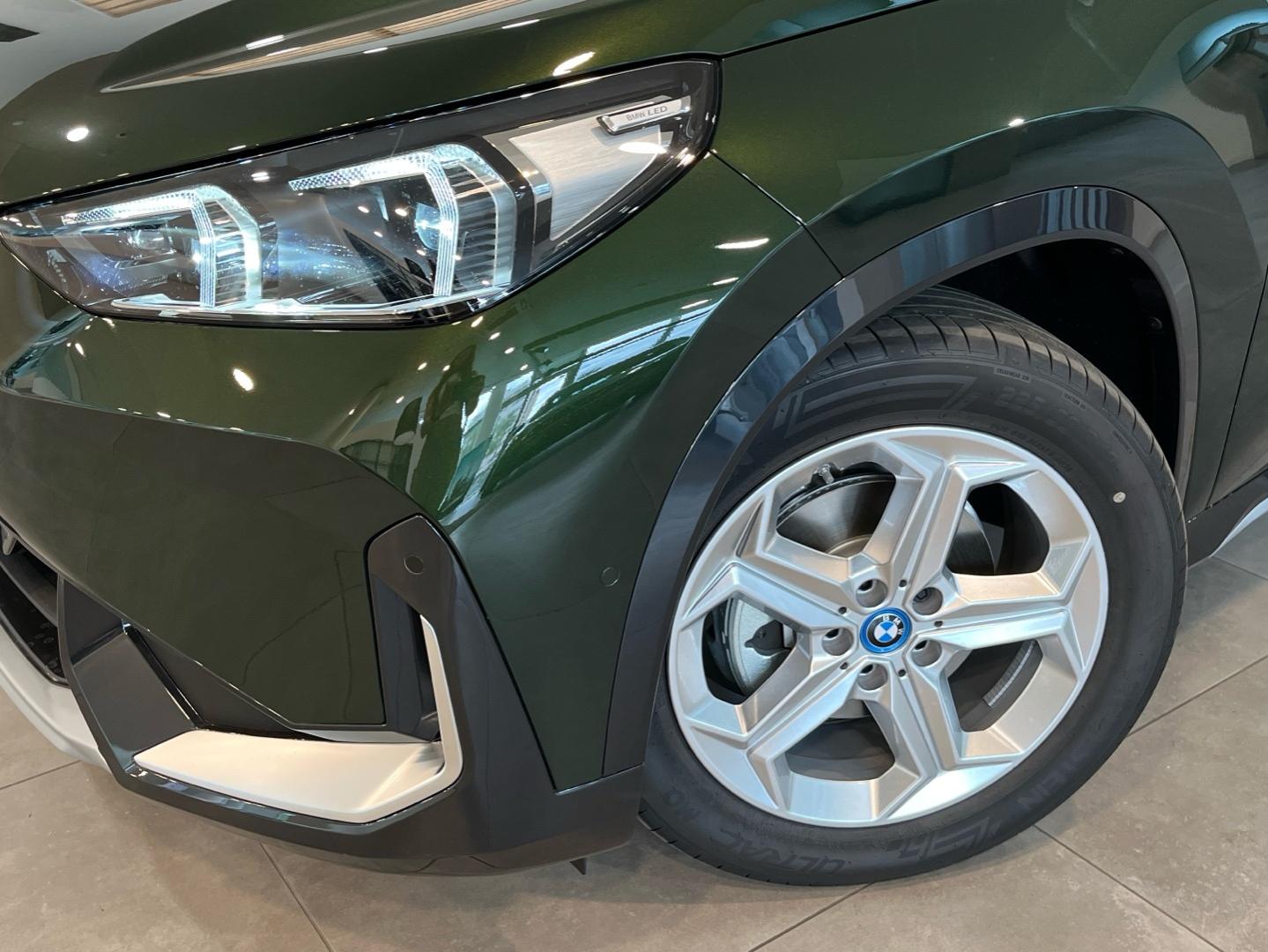Foto BMW iX1 6
