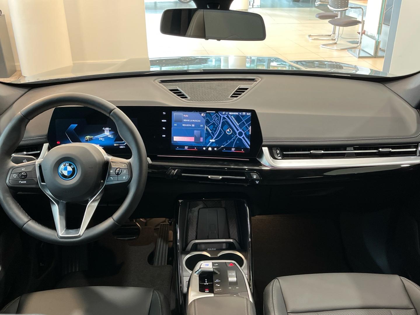 Foto BMW iX1 7