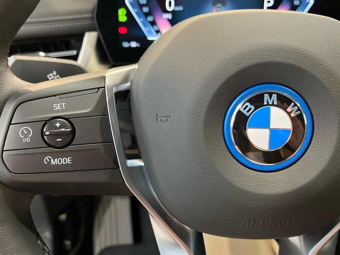 Foto BMW iX1 25