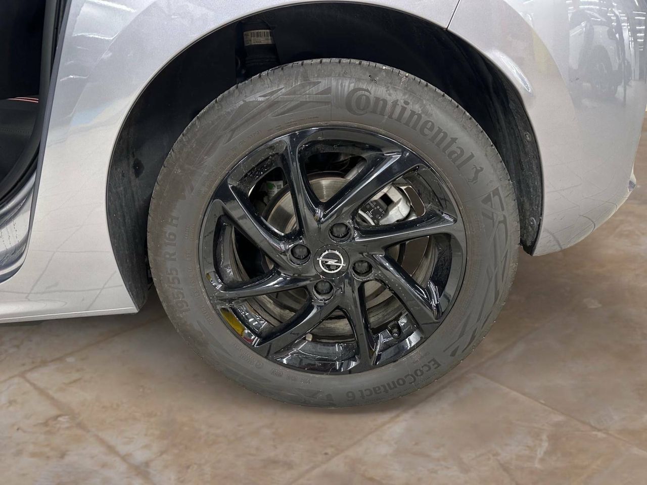 Foto Opel Corsa 12