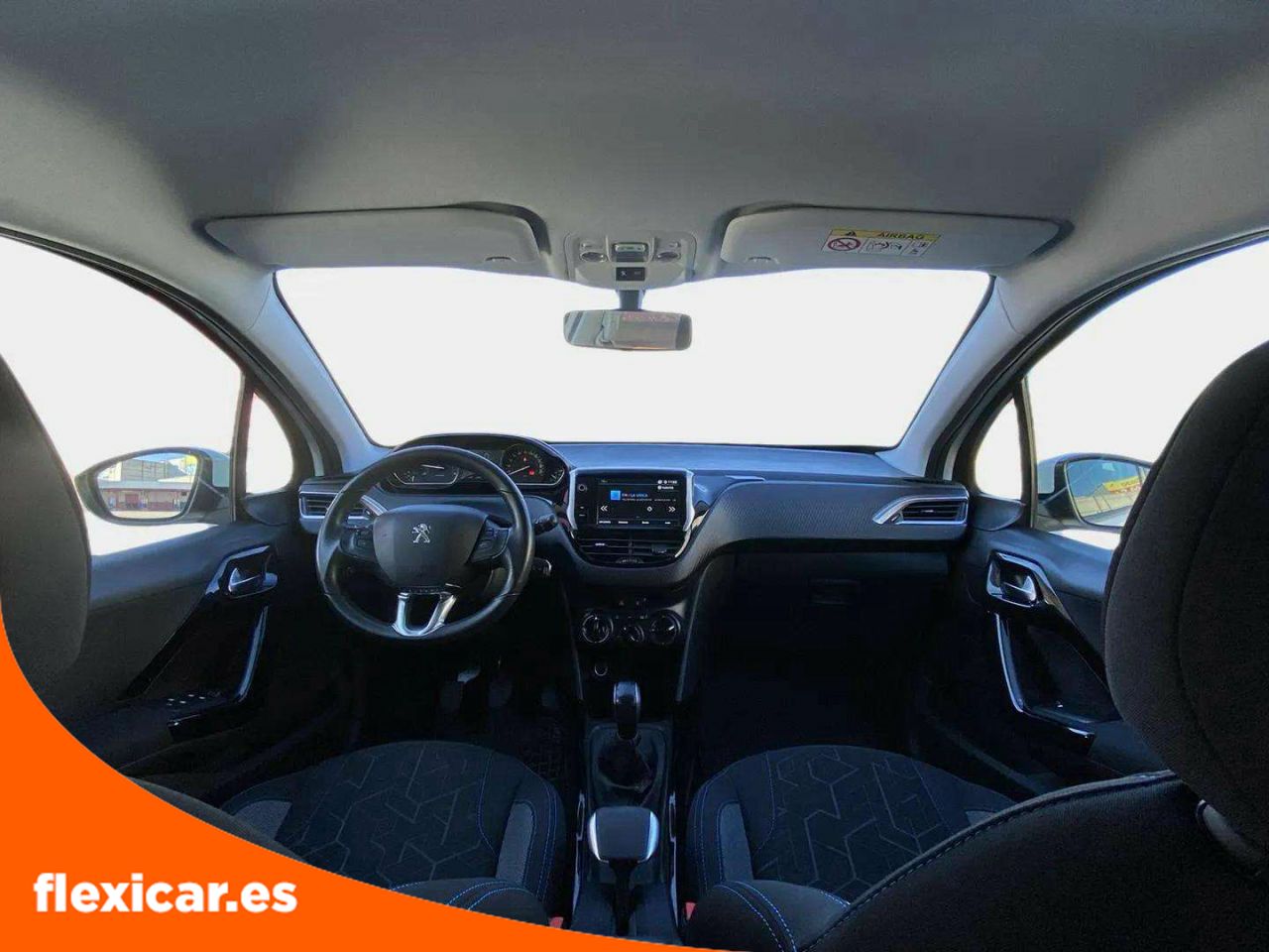 Foto Peugeot 2008 10