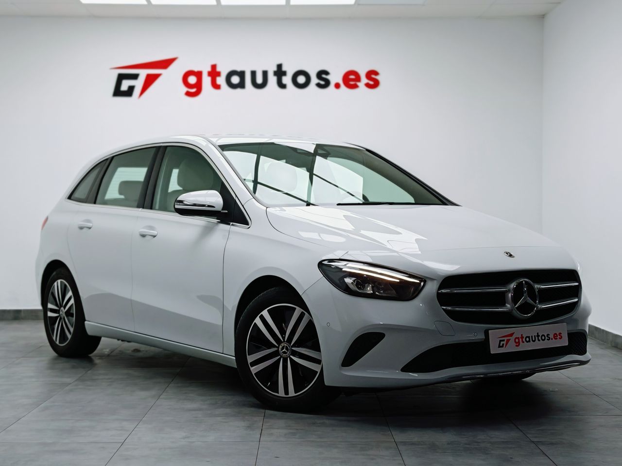 Foto Mercedes-Benz Clase B 41