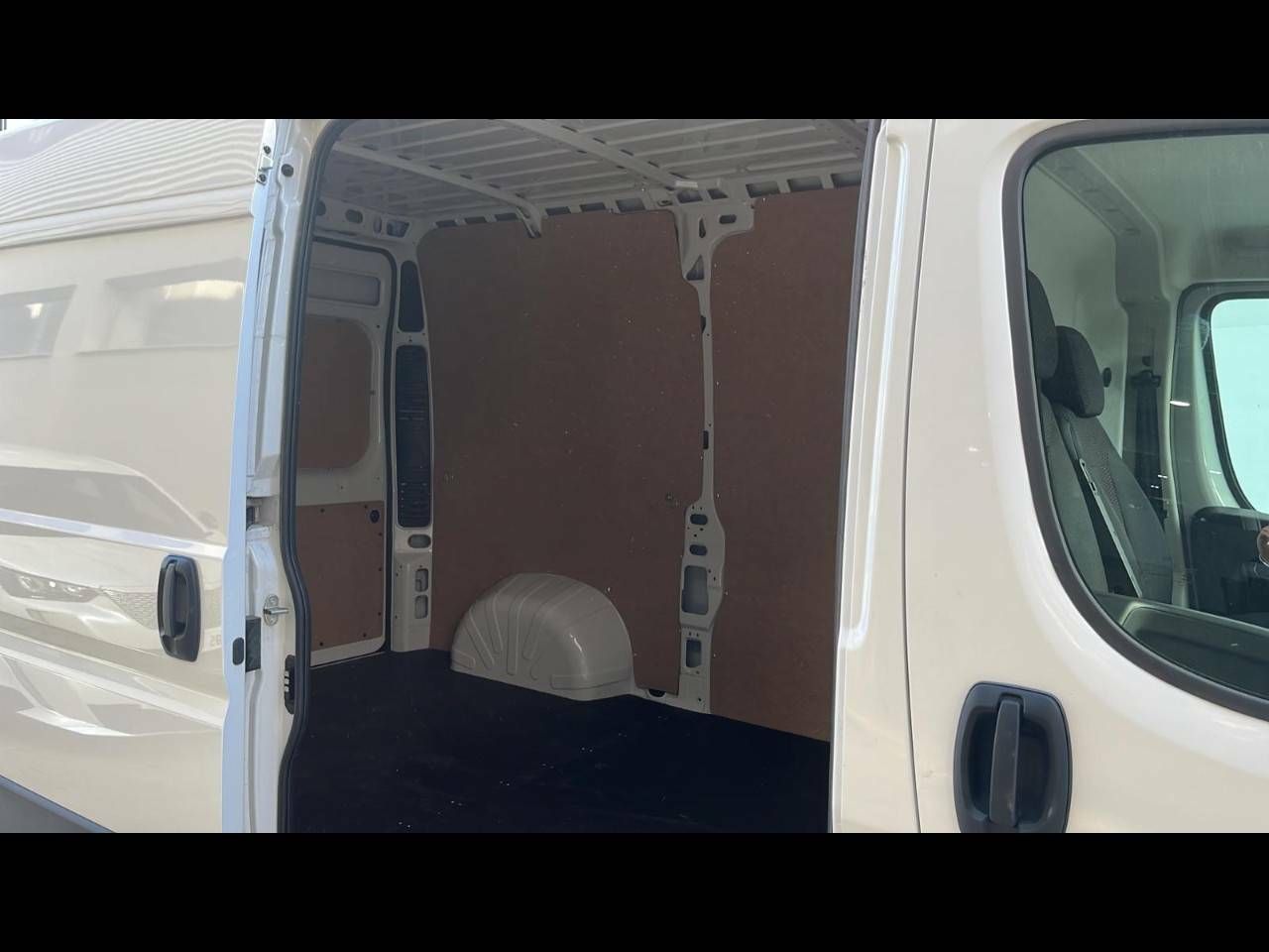 Foto Peugeot Boxer 11