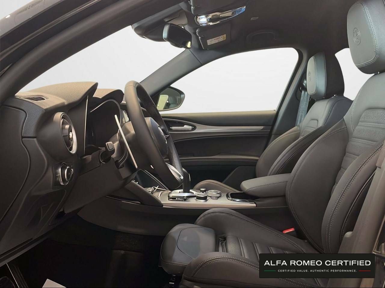 Foto Alfa Romeo Stelvio 10