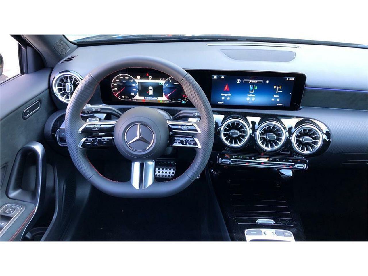 Foto Mercedes-Benz Clase A 12