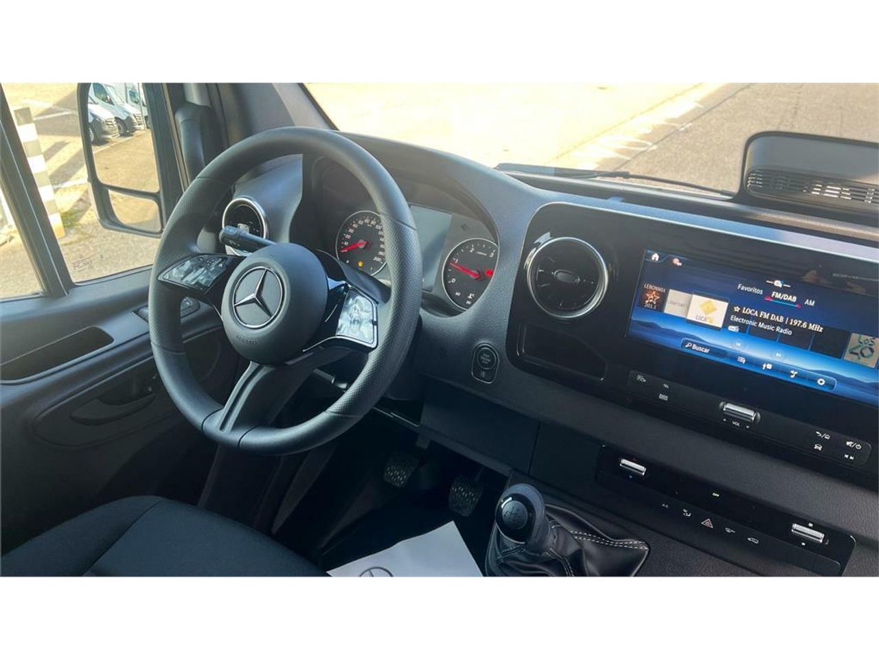 Foto Mercedes-Benz Sprinter 9