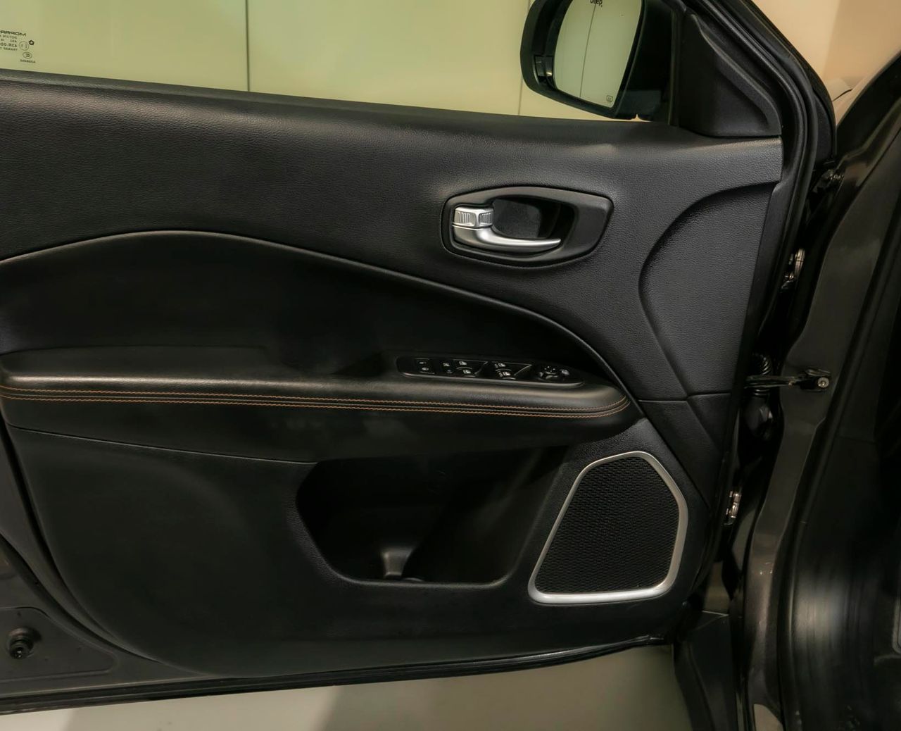 Foto Jeep Compass 12