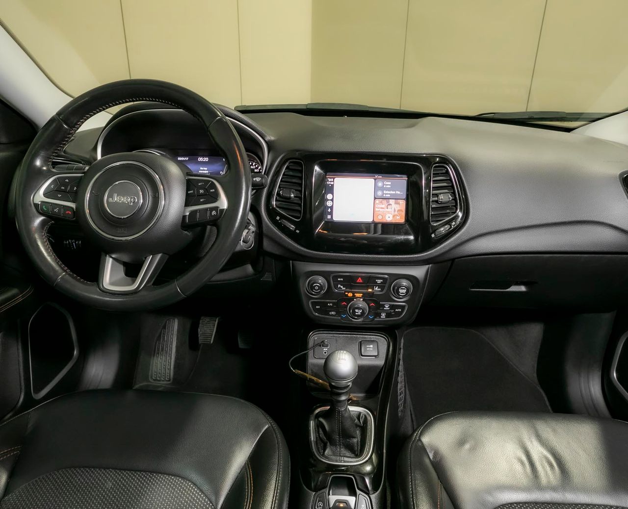 Foto Jeep Compass 25
