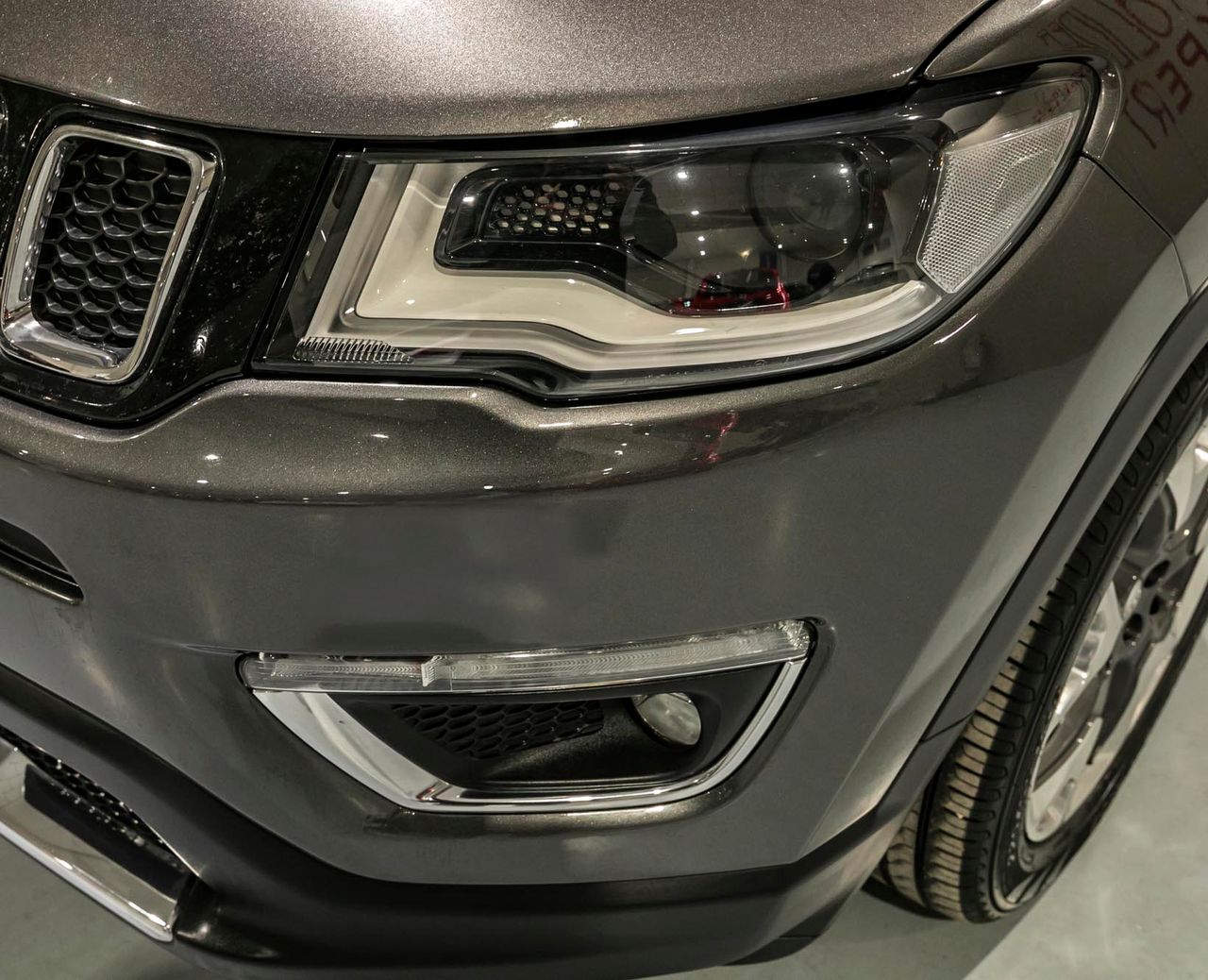 Foto Jeep Compass 30