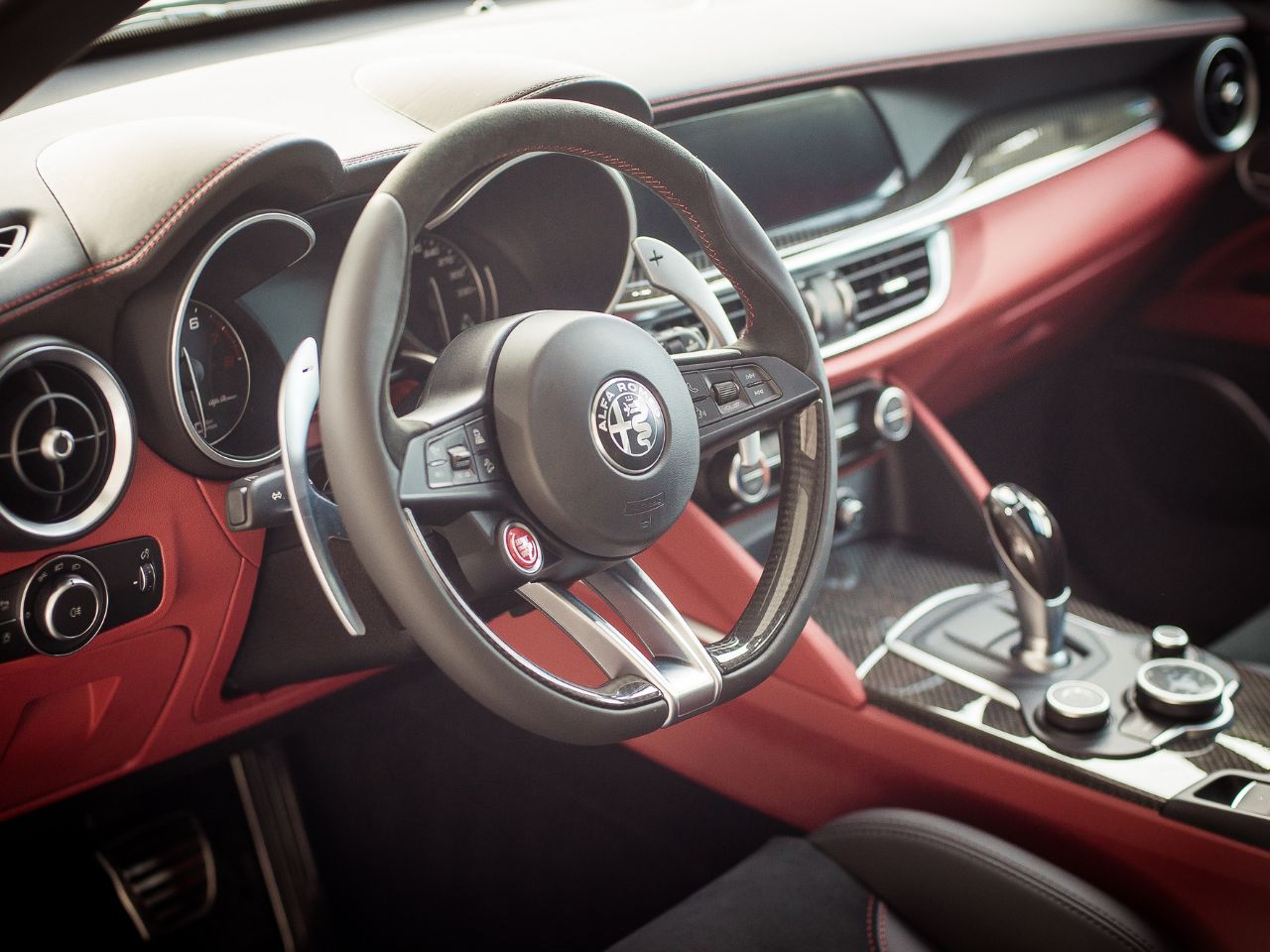 Foto Alfa Romeo Stelvio 32