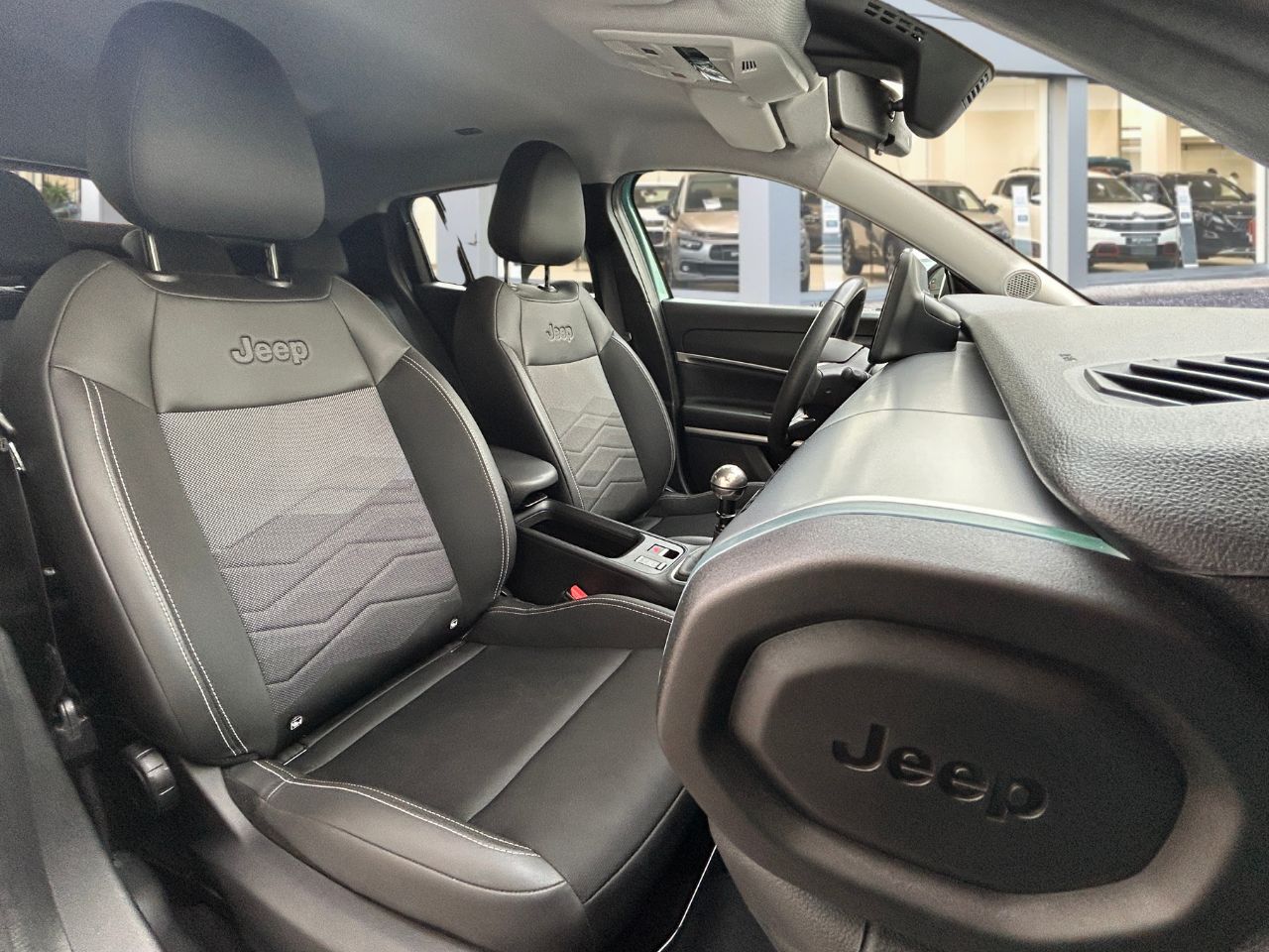 Foto Jeep Avenger 12