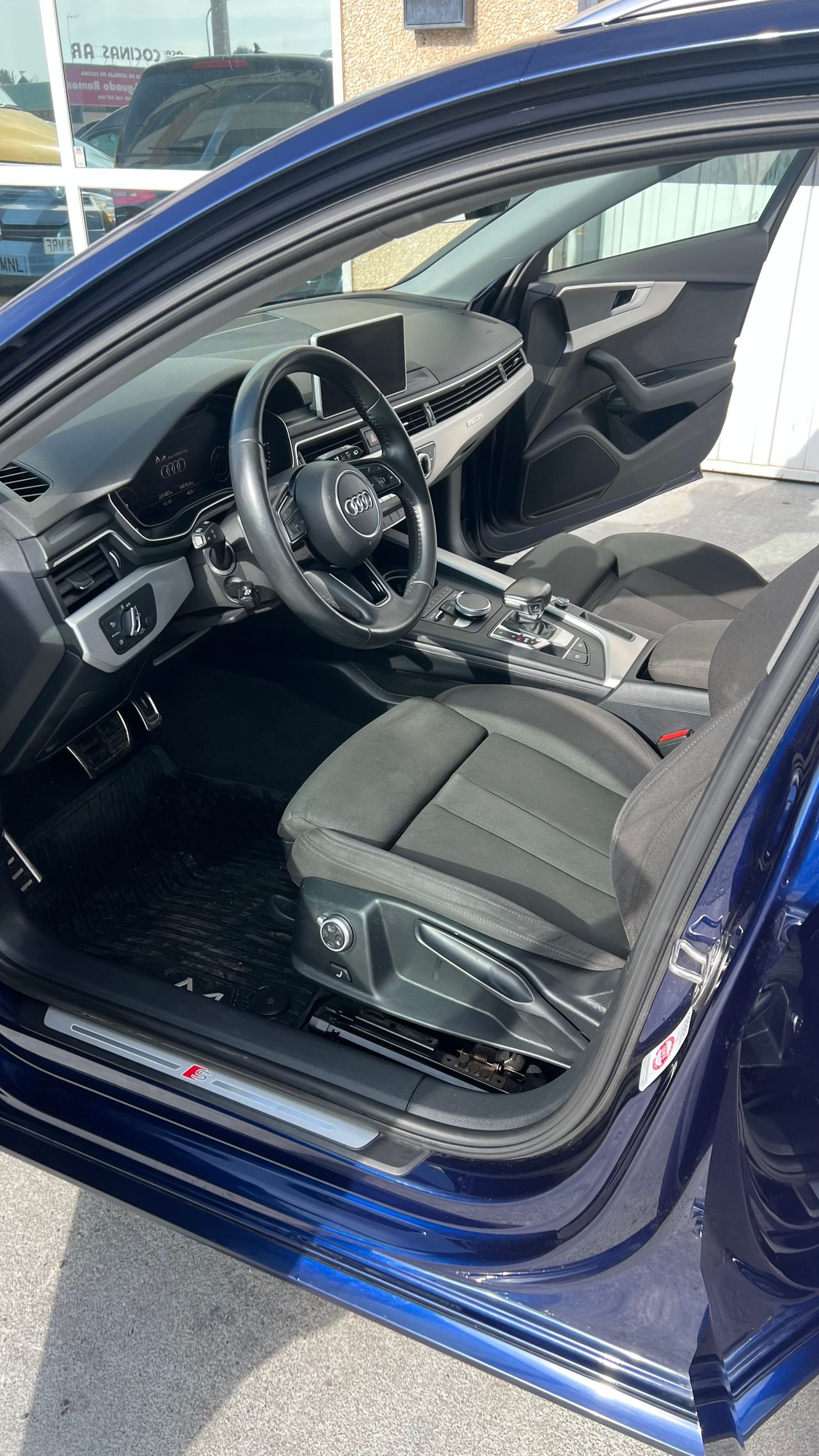 Foto Audi A4 13