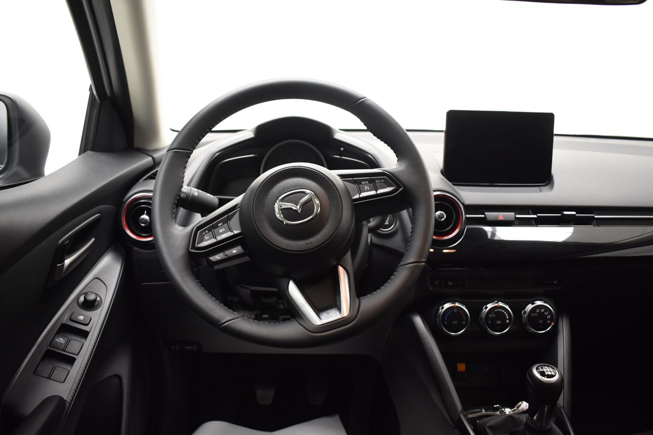 Foto Mazda Mazda2 19