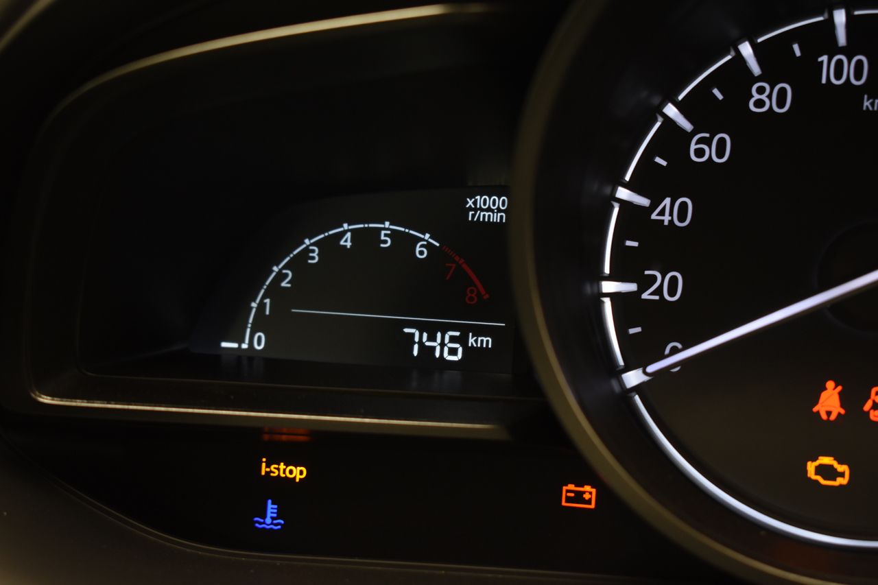 Foto Mazda Mazda2 24