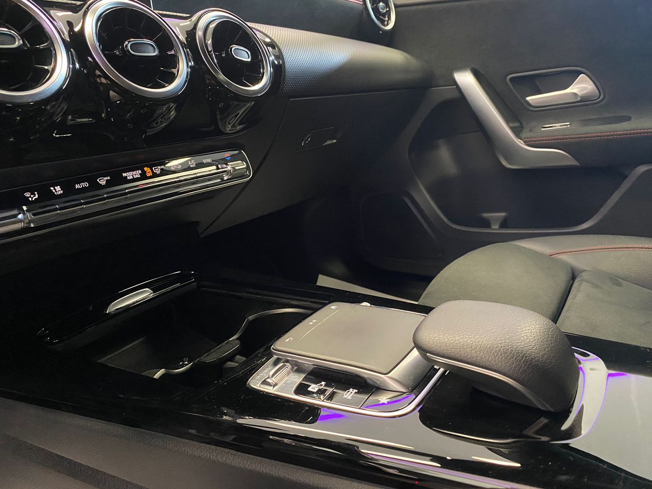 Foto Mercedes-Benz Clase A 64