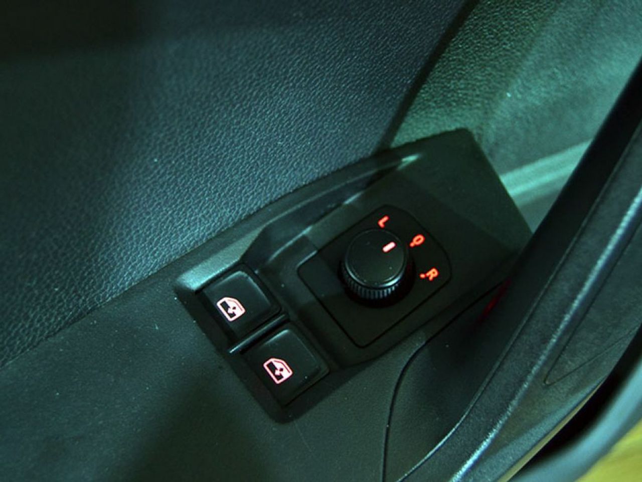 Foto Seat Ibiza 16