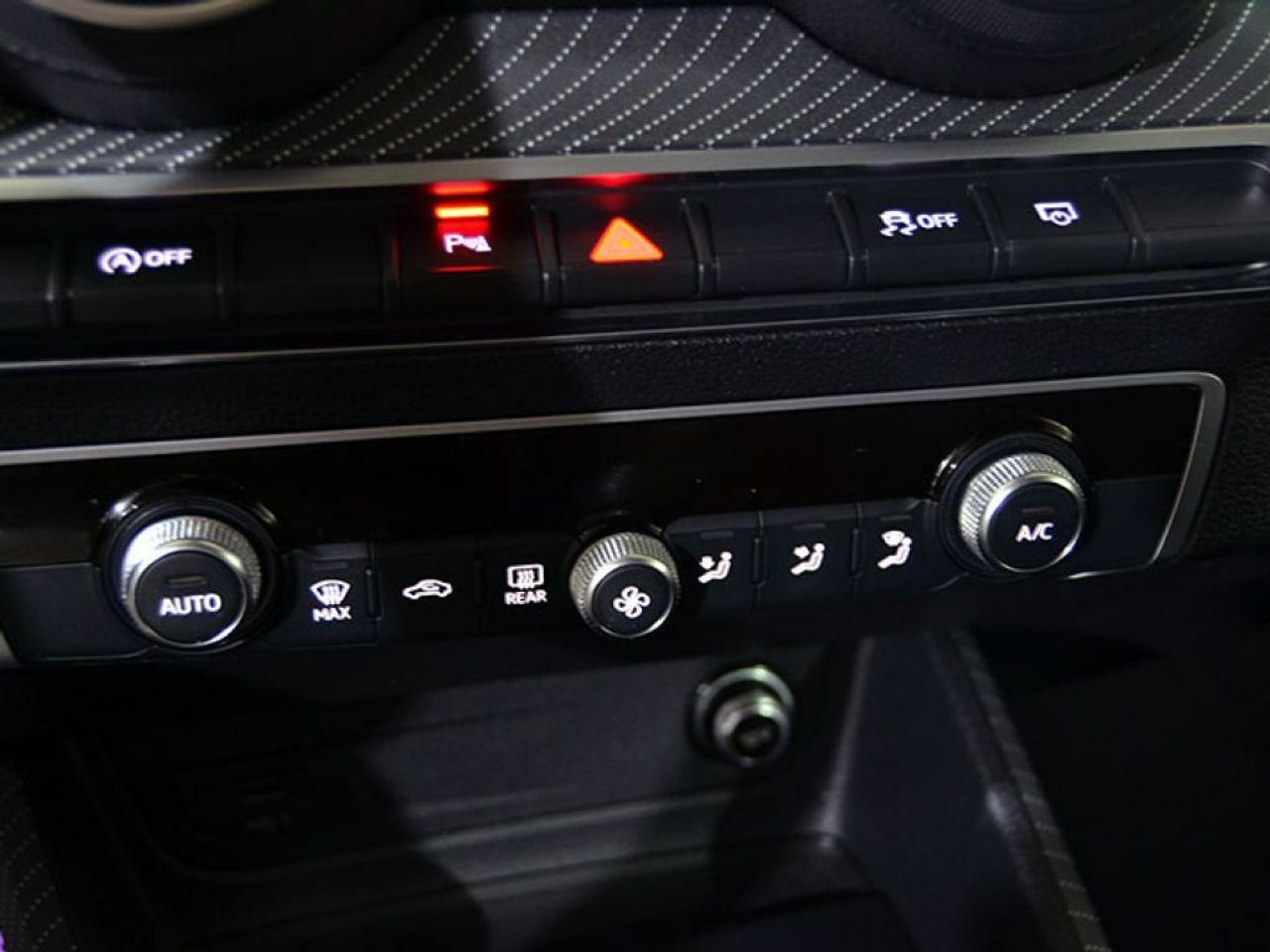 Foto Audi Q2 26