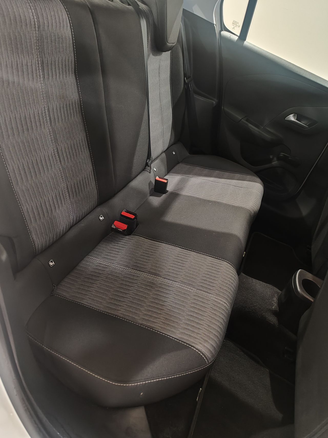 Foto Opel Corsa 13
