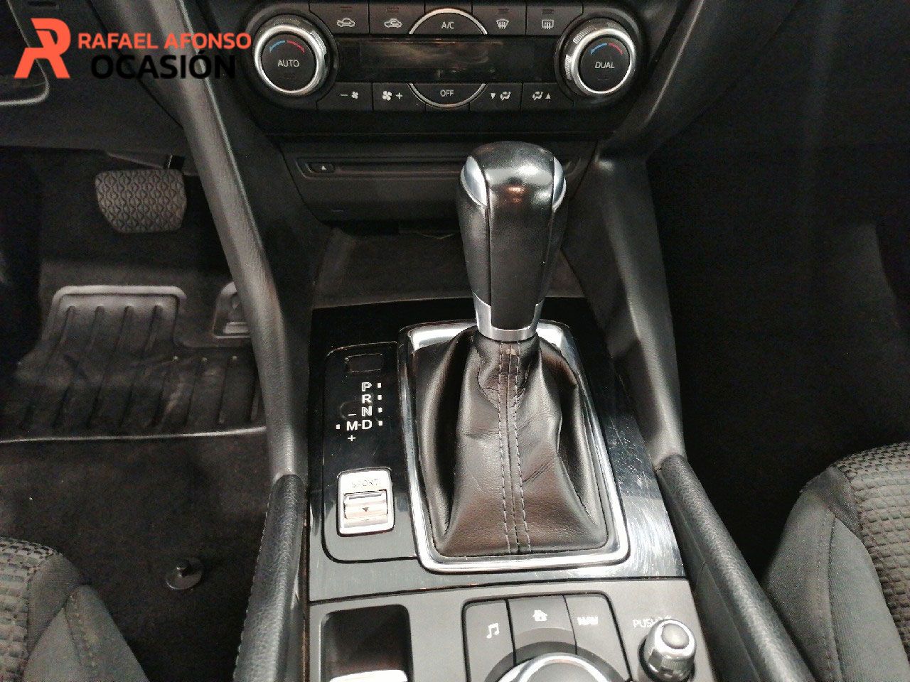 Foto Mazda Mazda3 12