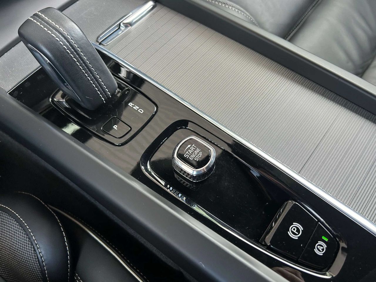 Foto Volvo V60 24