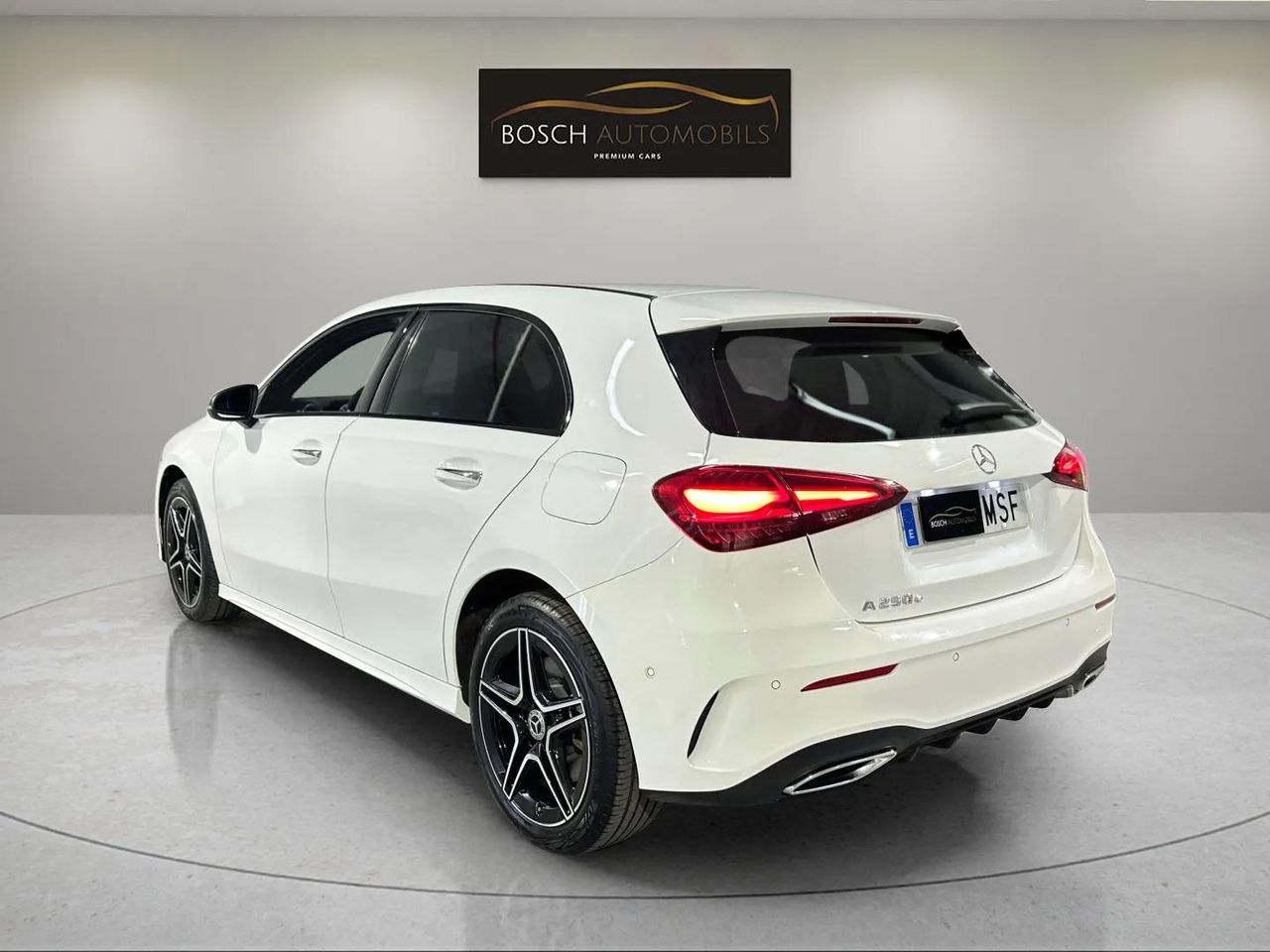 Foto Mercedes-Benz Clase A 8