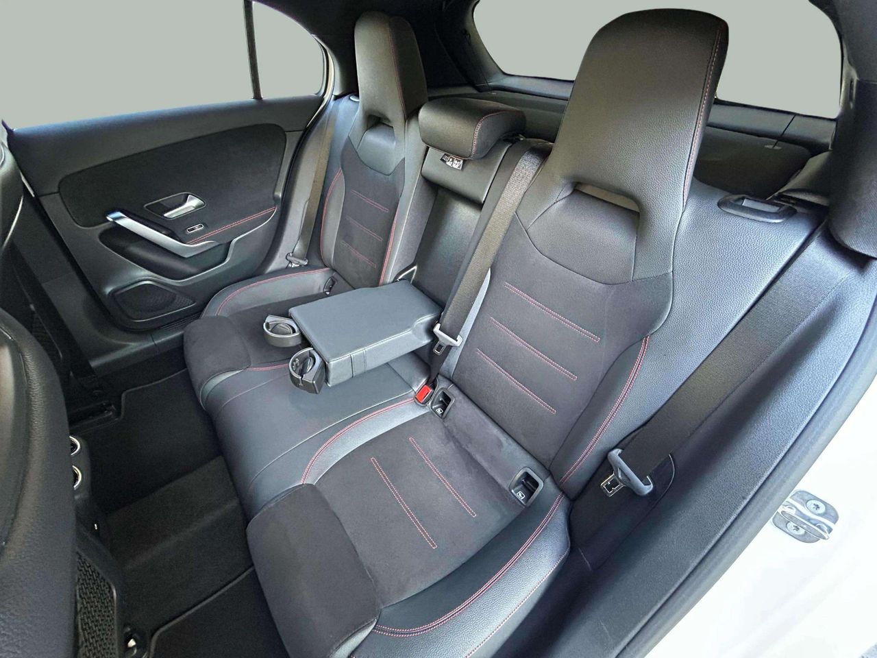 Foto Mercedes-Benz Clase A 26