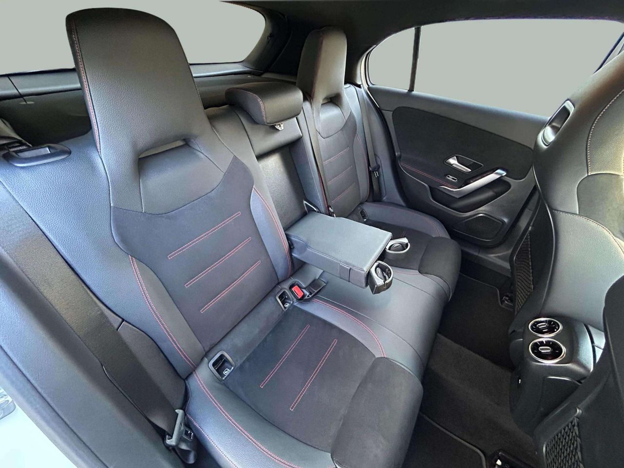 Foto Mercedes-Benz Clase A 27