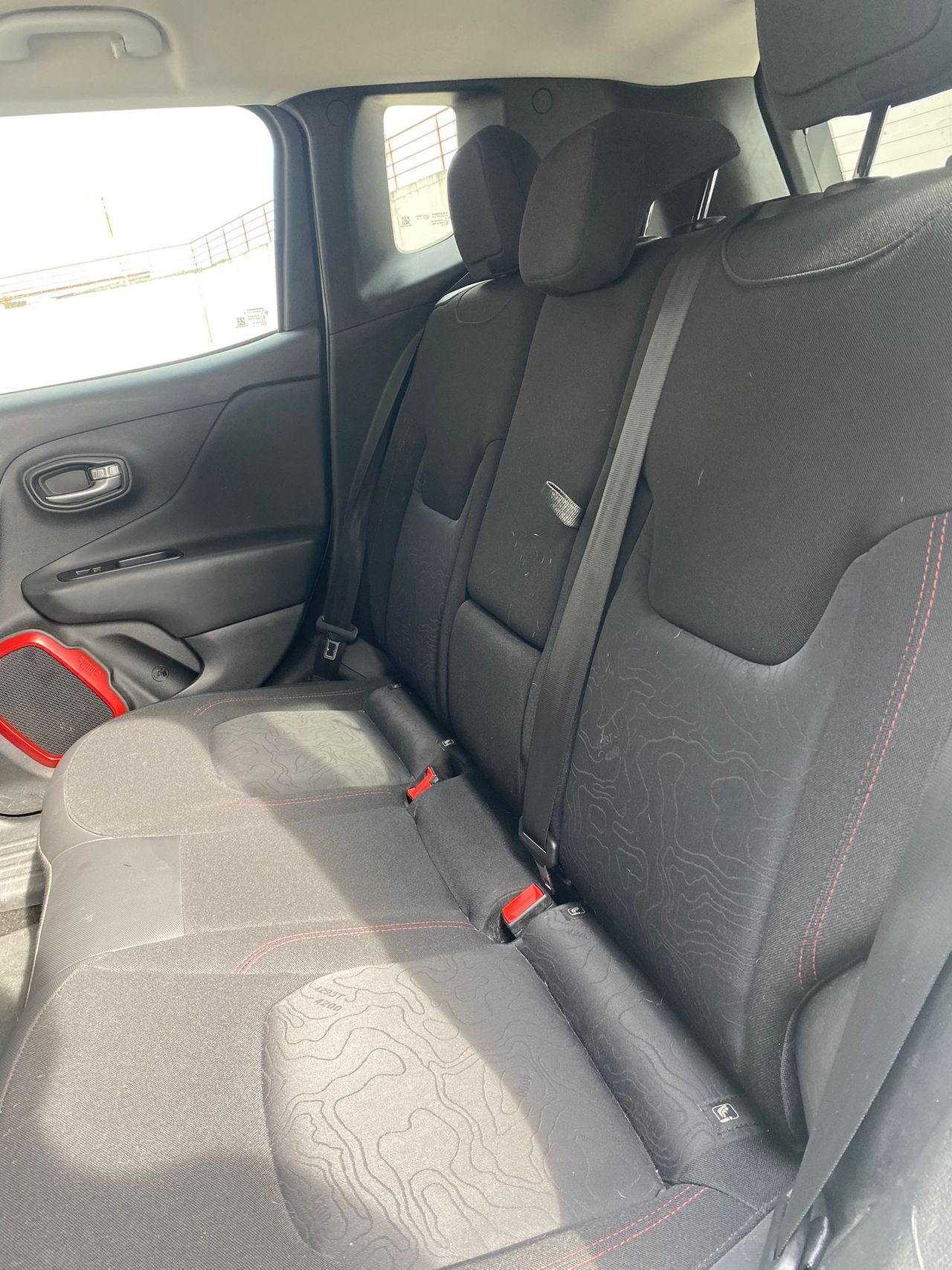 Foto Jeep Renegade 13