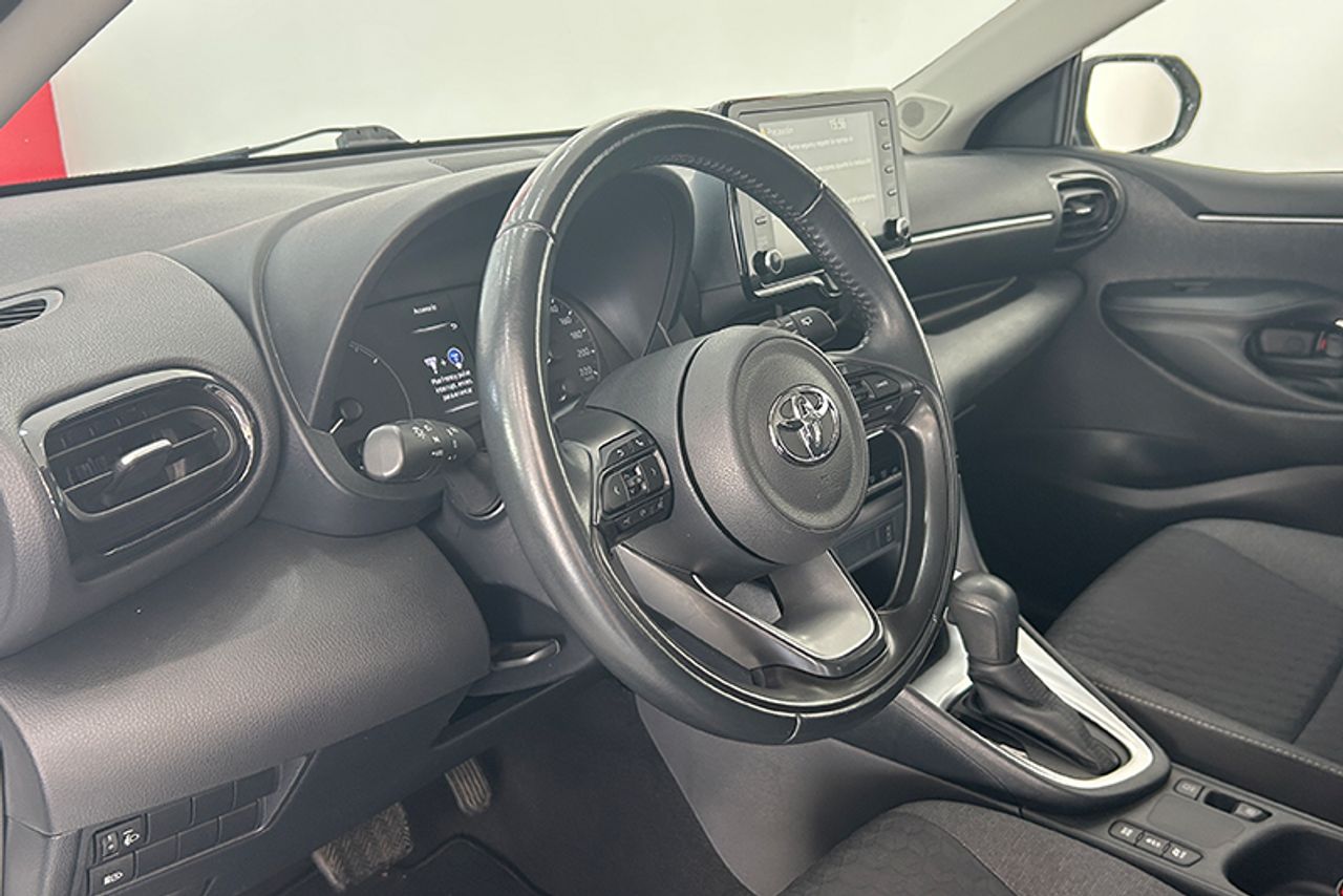 Foto Toyota Yaris 4