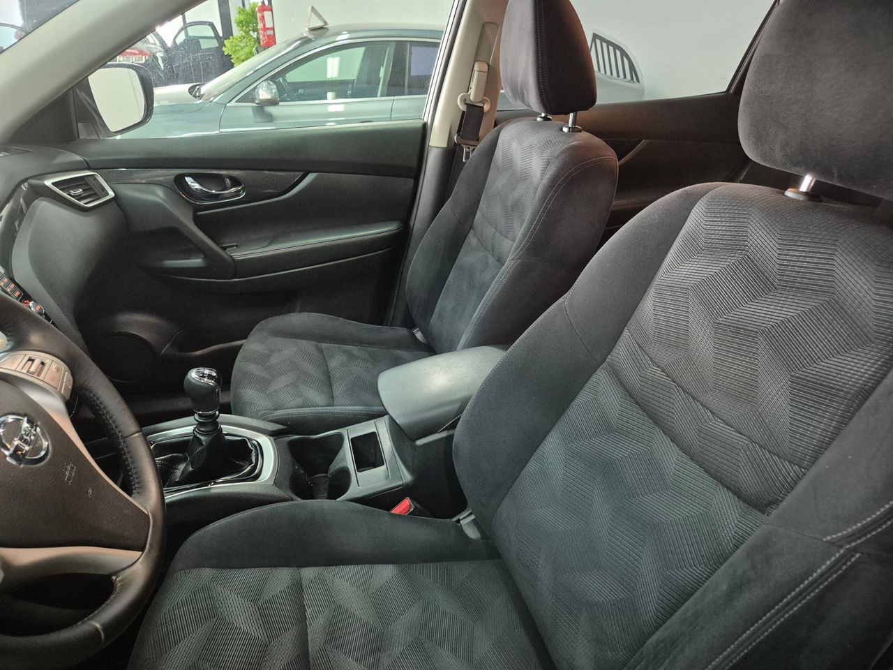 Foto Nissan X-Trail 11