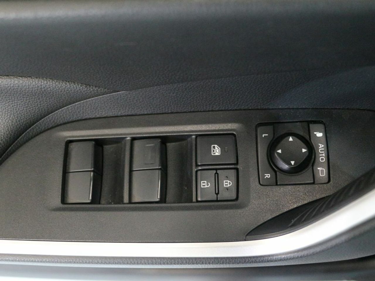 Foto Toyota Rav4 7