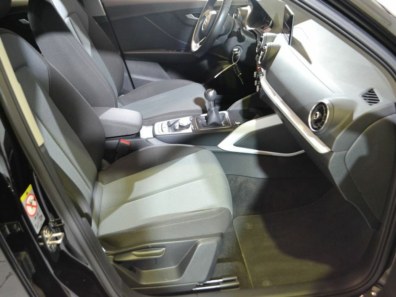 Foto Audi Q2 12