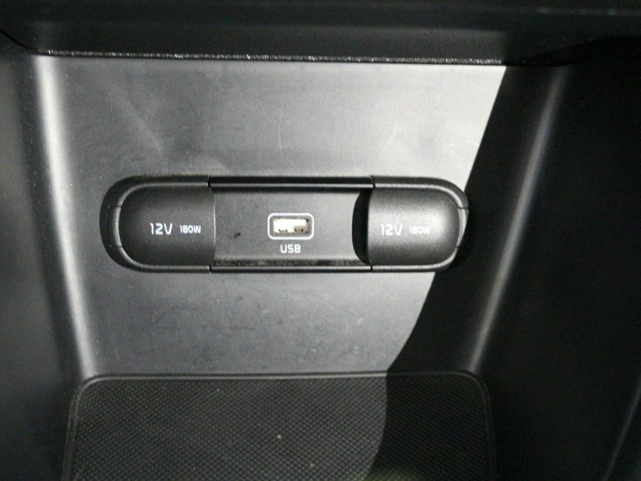 Foto Kia Sportage 25