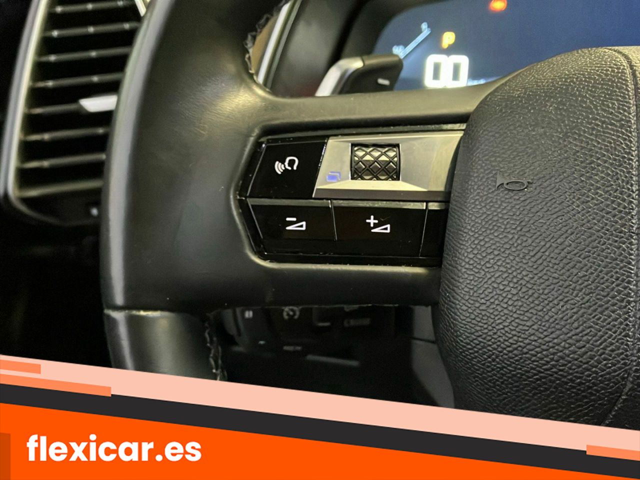 Foto DS Automobiles DS 7 14