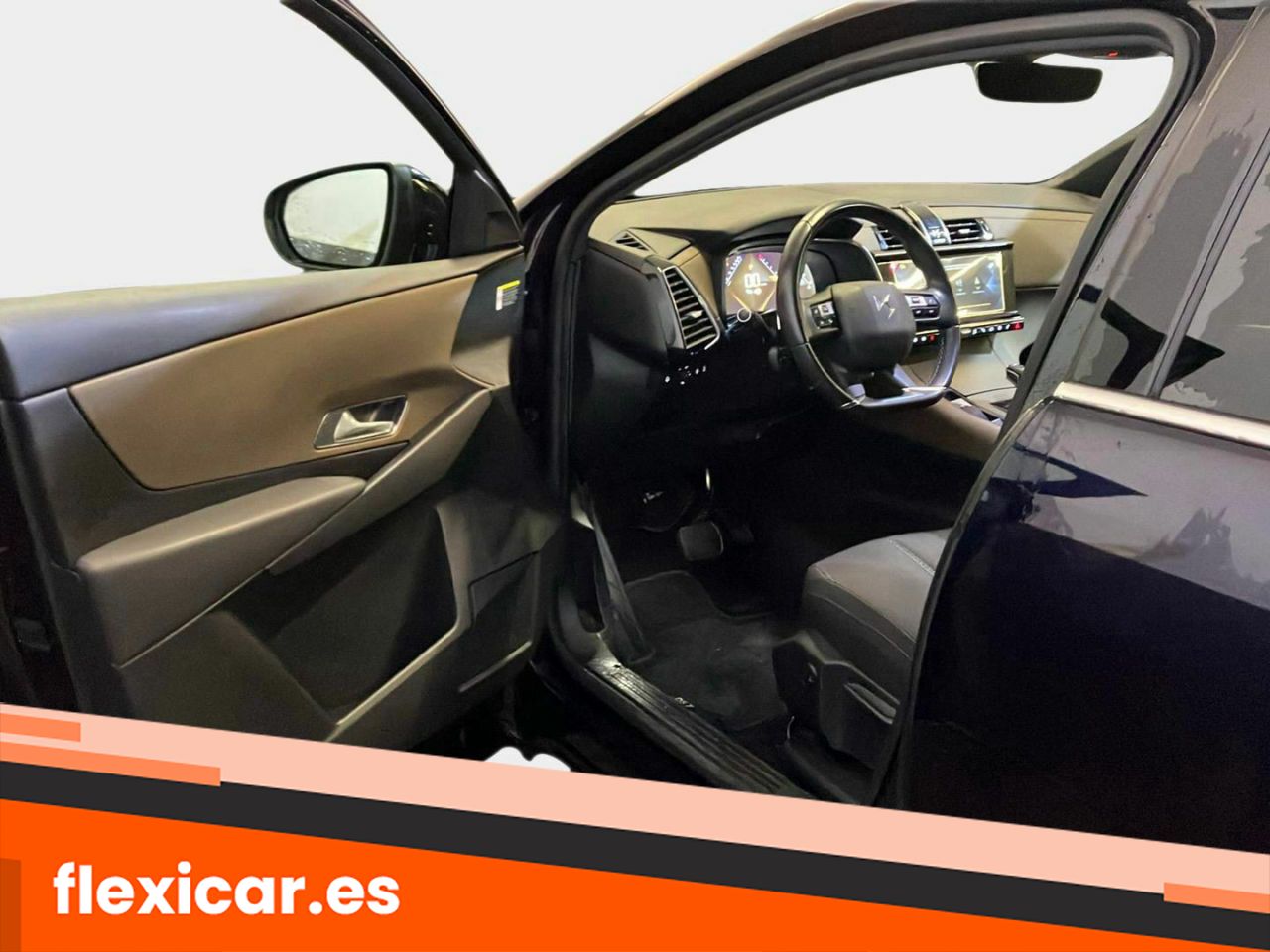 Foto DS Automobiles DS 7 18