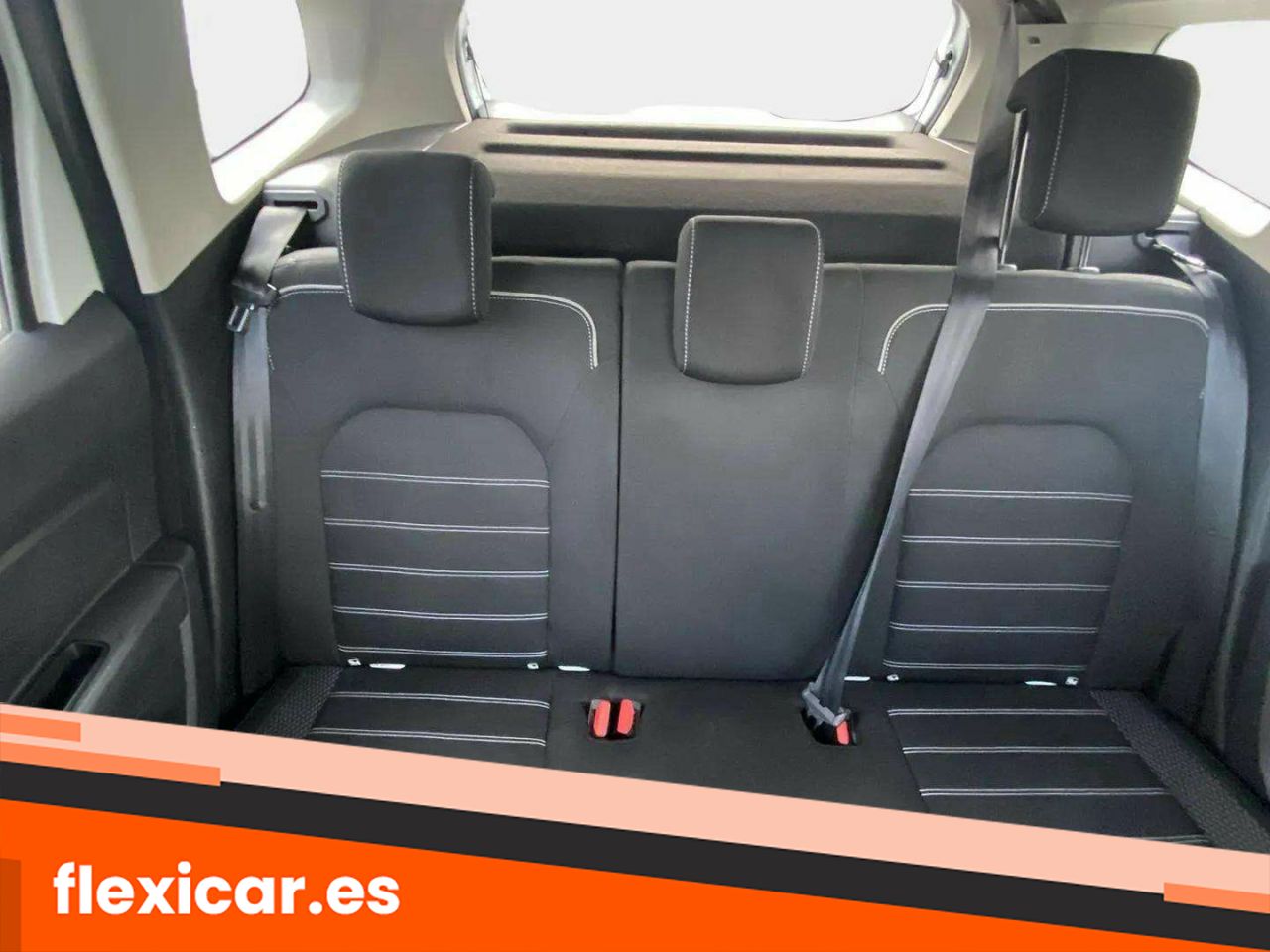 Foto Dacia Duster 16