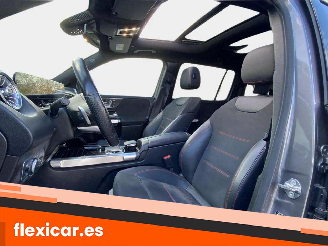 Foto Mercedes-Benz Clase GLB 22
