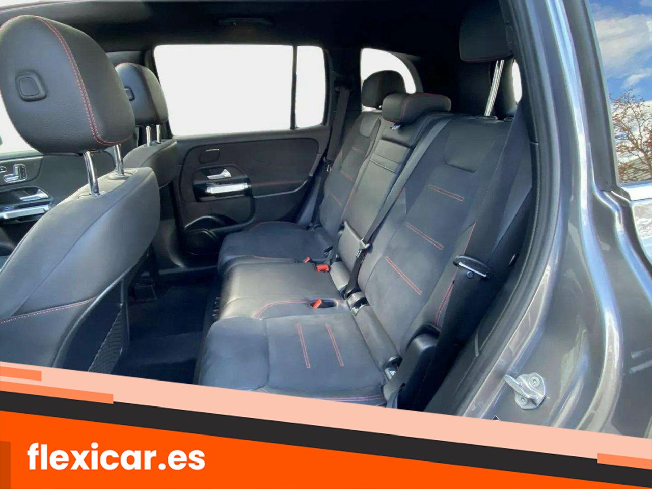 Foto Mercedes-Benz Clase GLB 24