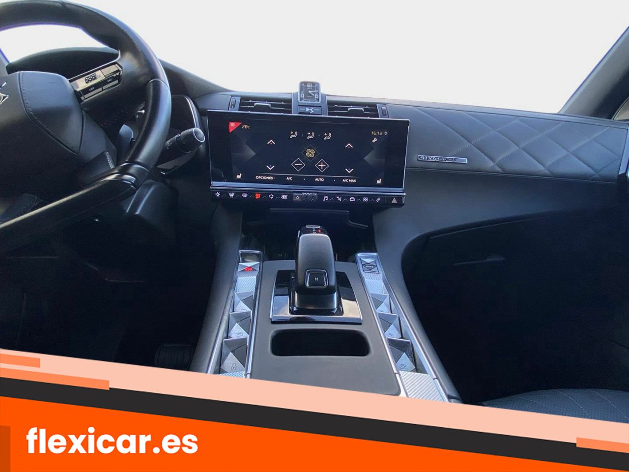 Foto DS Automobiles DS 7 11