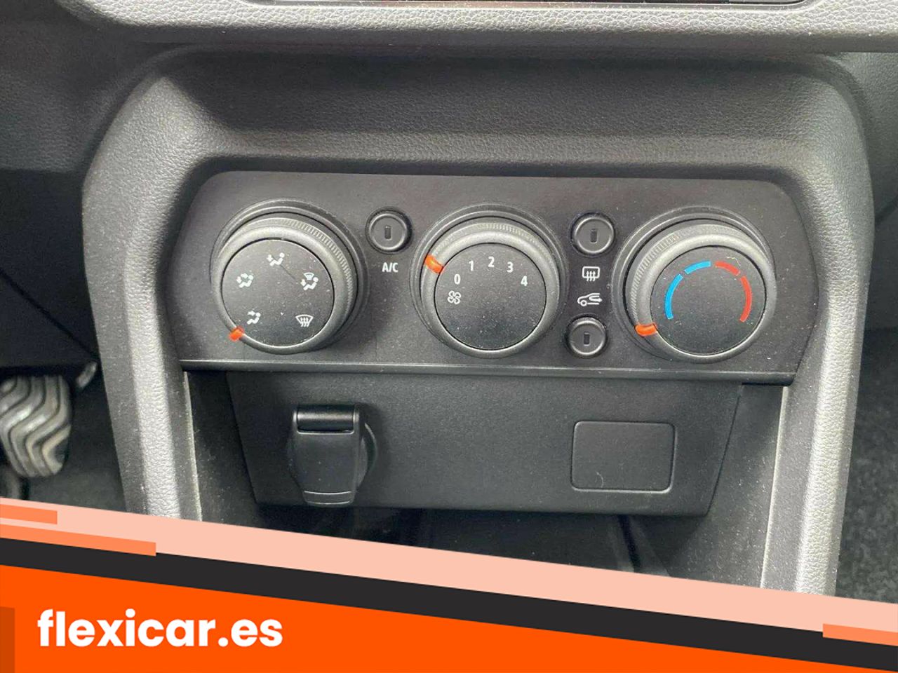 Foto Dacia Sandero 15