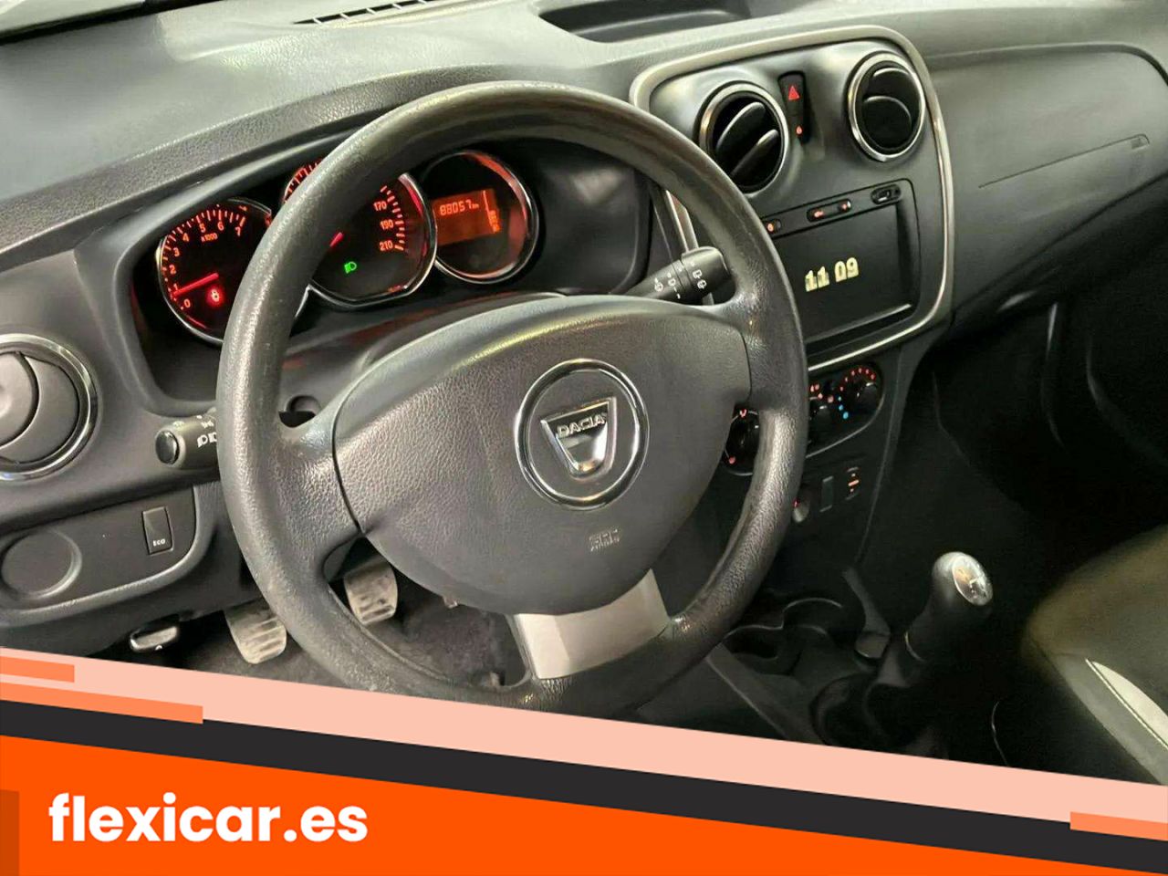 Foto Dacia Sandero 11