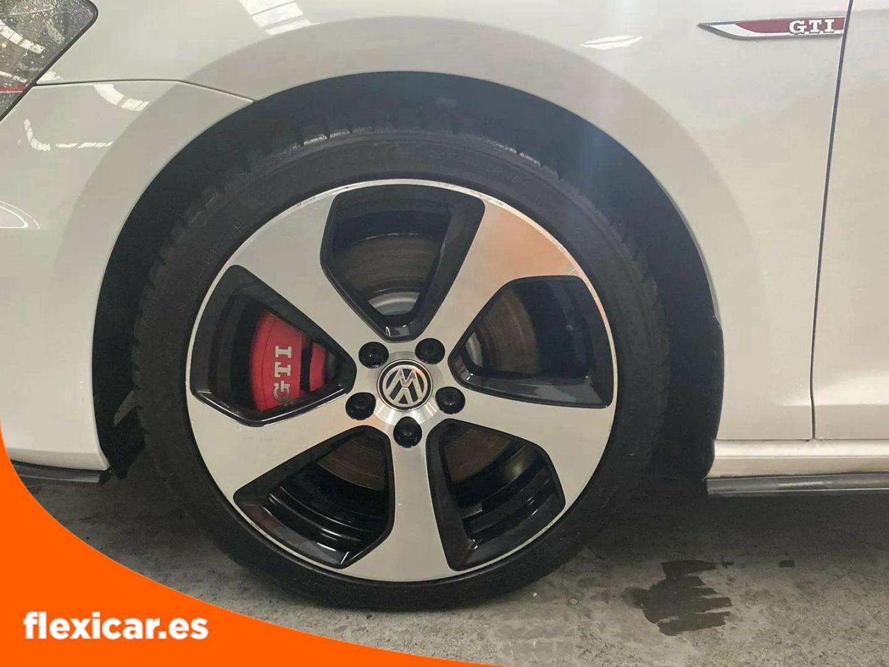 Foto Volkswagen Golf 16