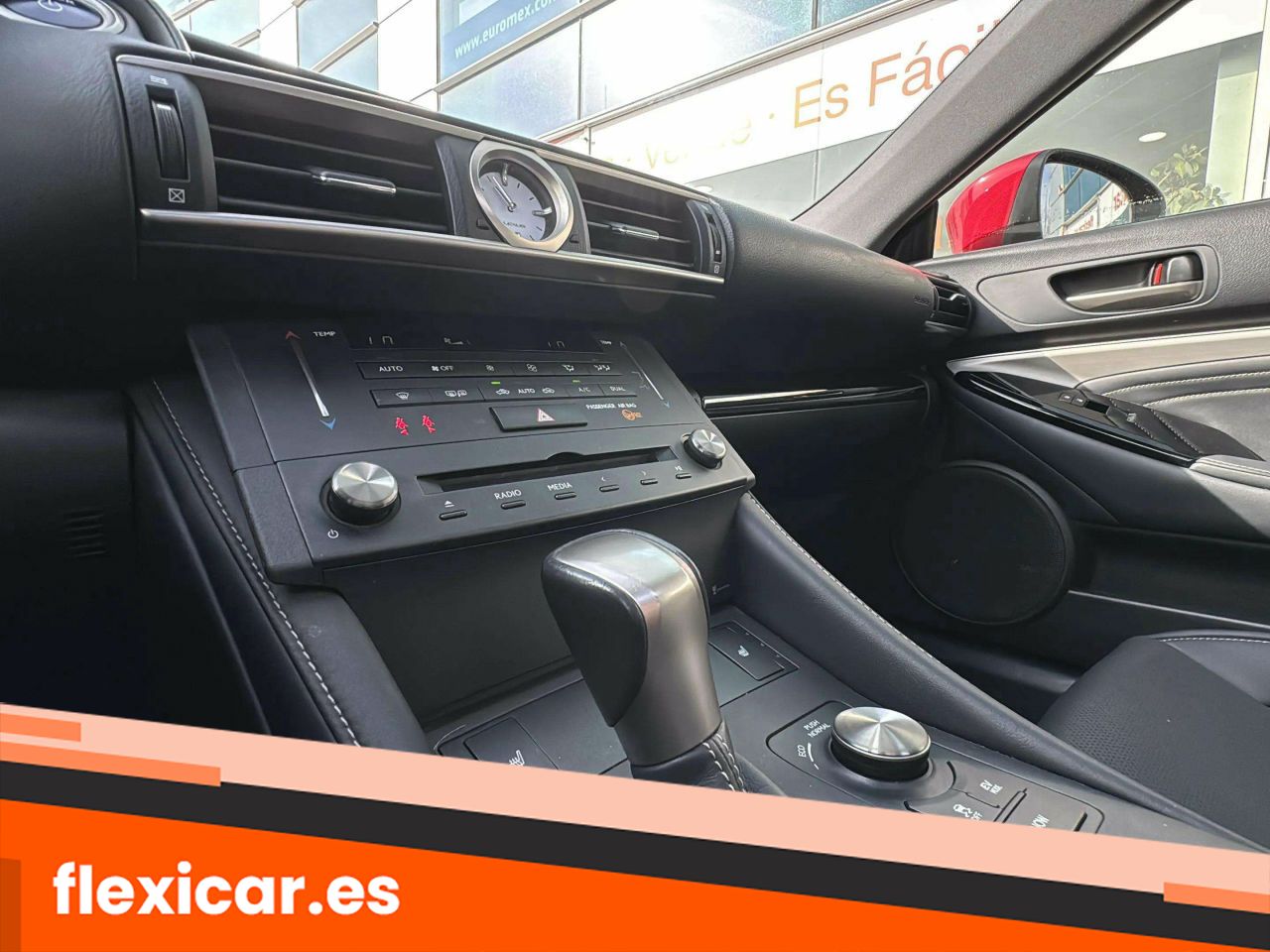 Foto Lexus RC 12