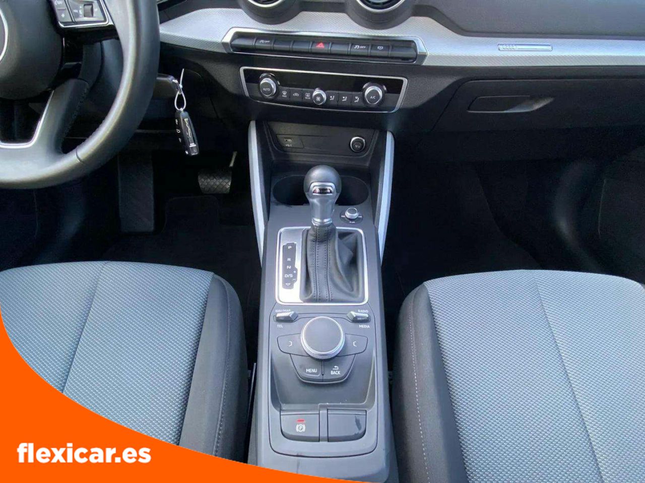 Foto Audi Q2 11