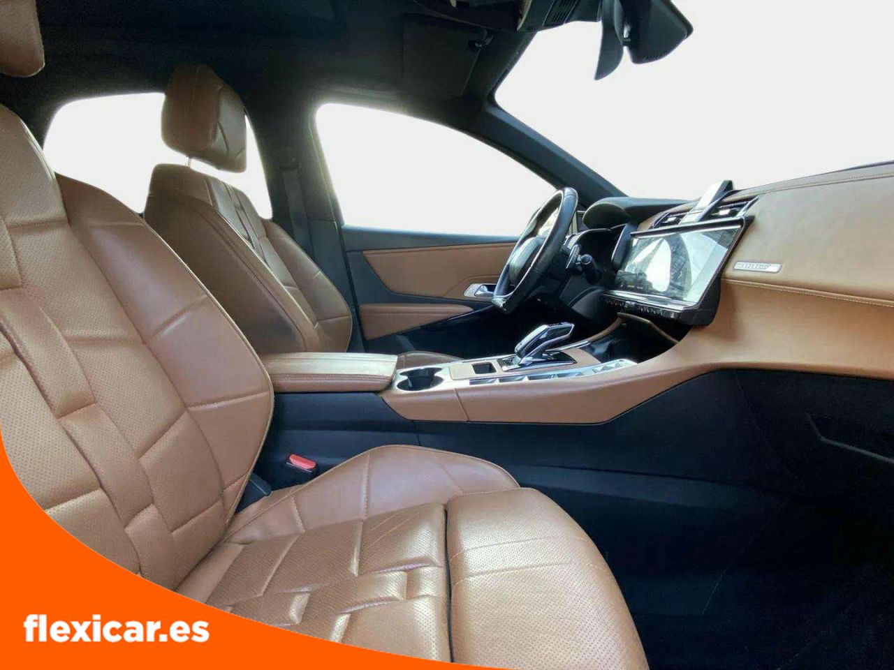 Foto DS Automobiles DS 7 Crossback 13