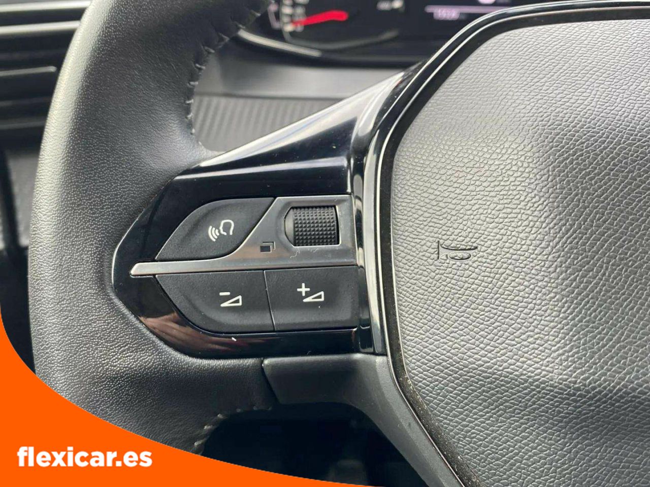 Foto Peugeot 208 13