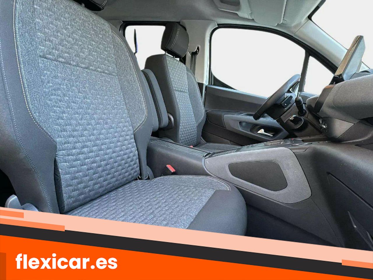 Foto Peugeot Rifter 17
