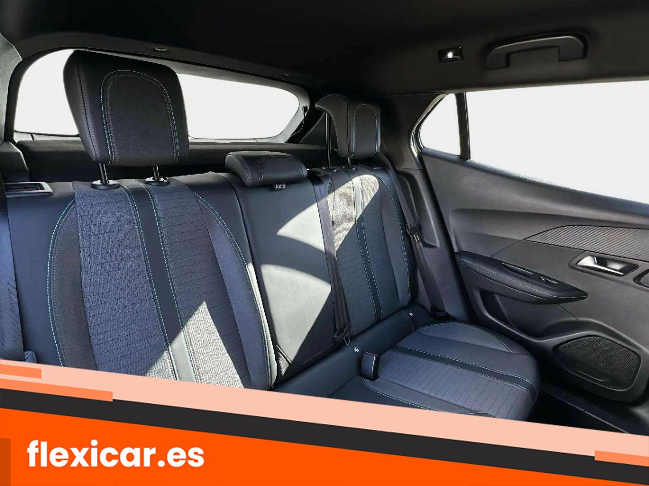 Foto Peugeot 2008 11